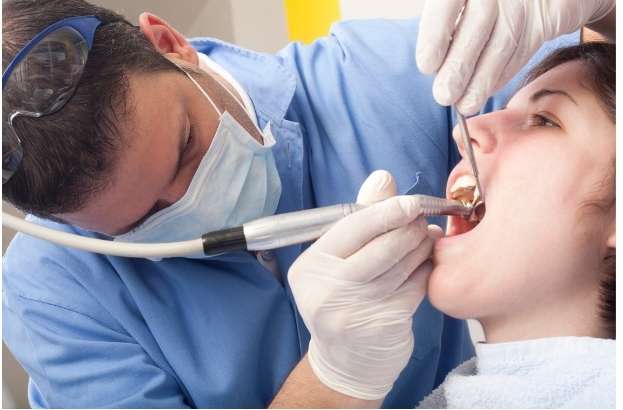 Dental inlay and onlay set